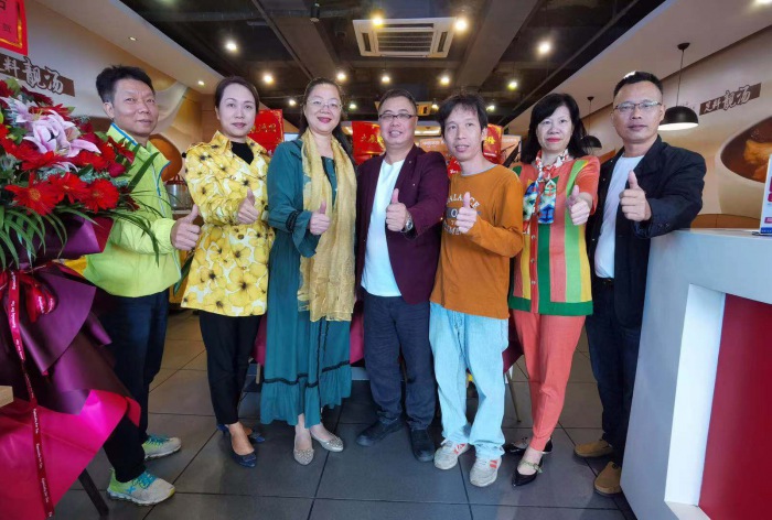 会员单位囍点烘焙西饼店开业