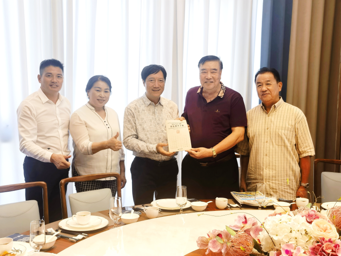 【商会动态】深圳市五邑商会与江门市(五邑)炎黄文化研究会举行交流活动