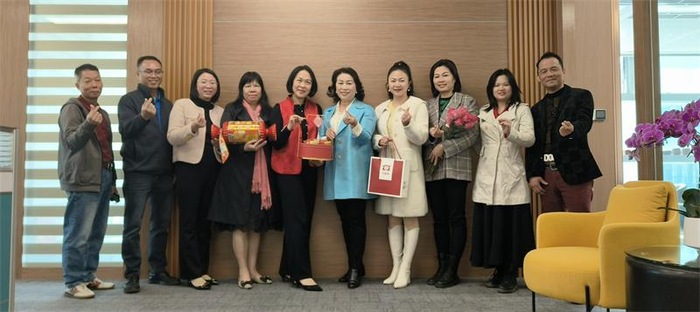 【商会动态】我会秘书处走访常务副会长戚美娴企业
