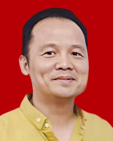 理事 伍侠益