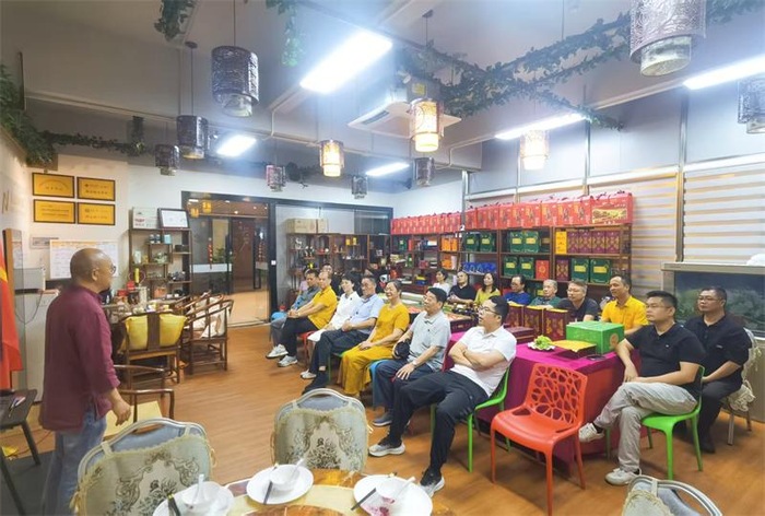 【商会动态】‌健康生活·礼赞双节 | 健康保健椅知识讲座圆满举办